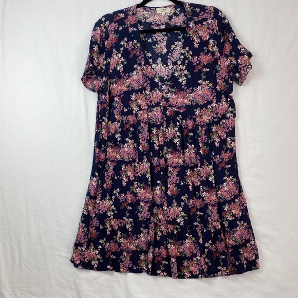 Ivy V Neck Dress Lot of 2 Floral Summer Dresses - Picture 8 of 12
